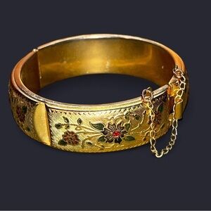 70s-80s Elegant Gold Floral Bangle Bracelet